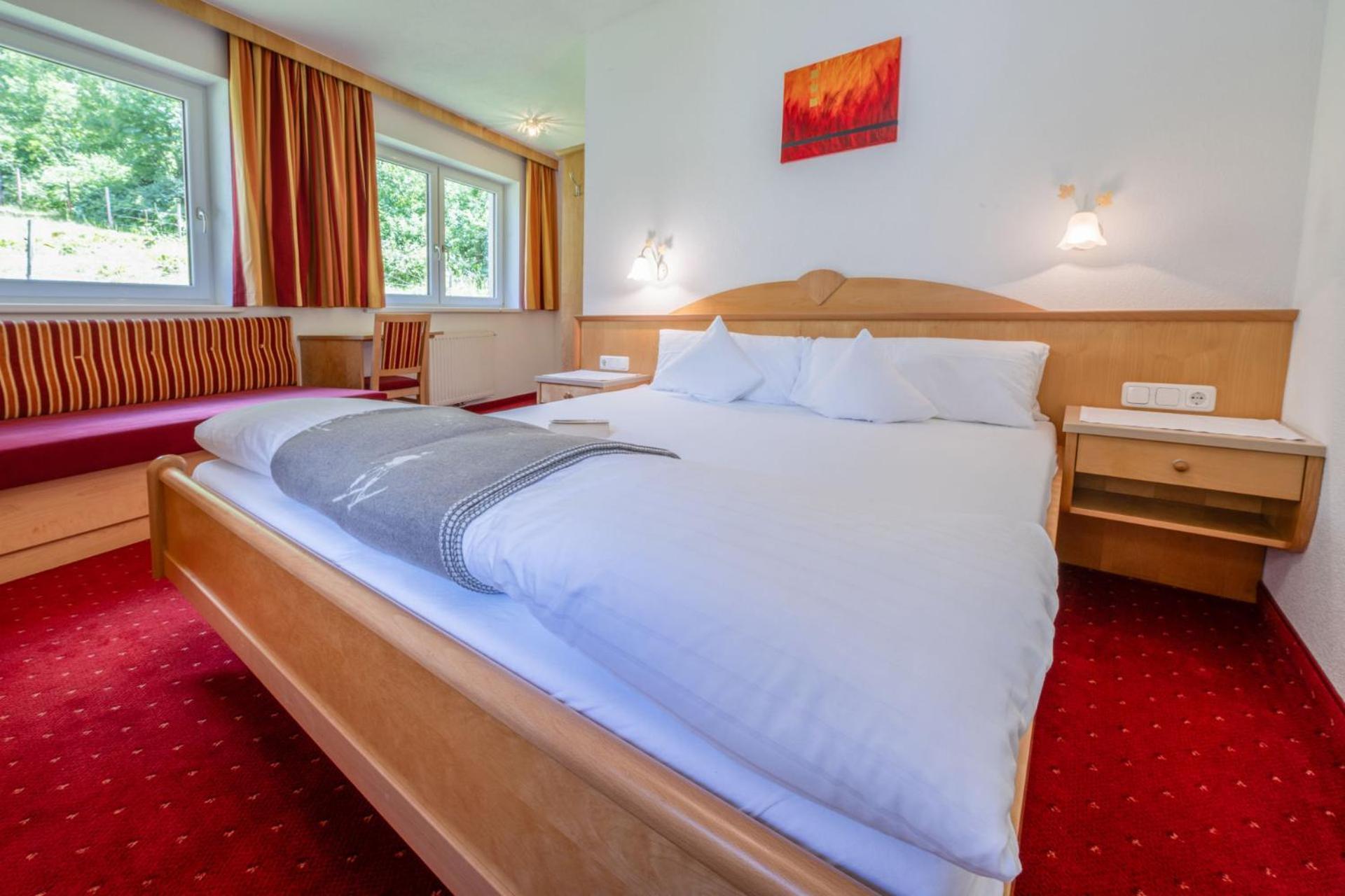Haus Waldhof Hotell Ischgl Eksteriør bilde